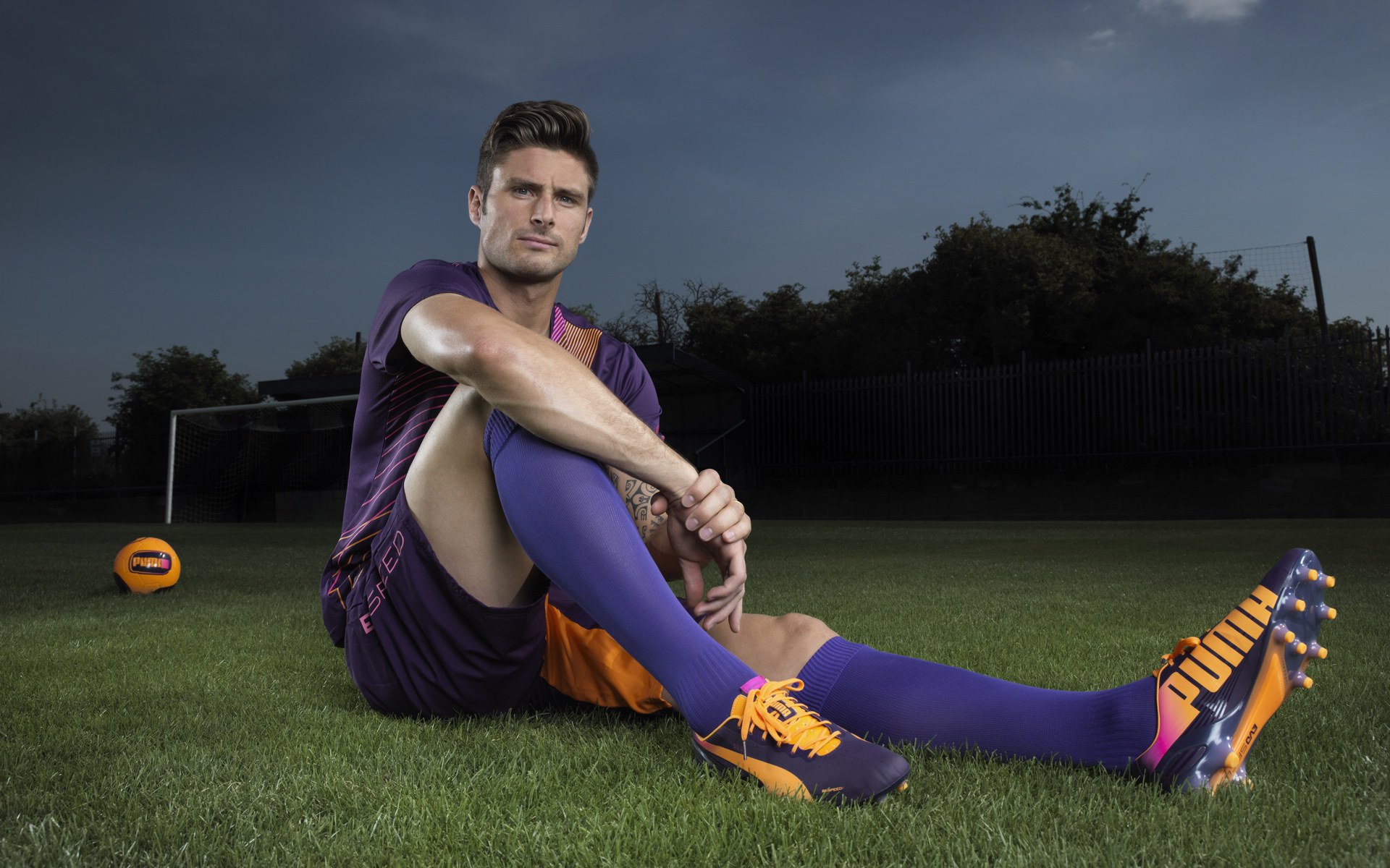 九游官网下载电脑版-南安普顿客场失利，保级形势仍然严峻，南安普顿俱乐部历史